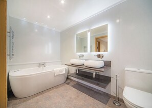 Unclassified image, 5 of 19, button