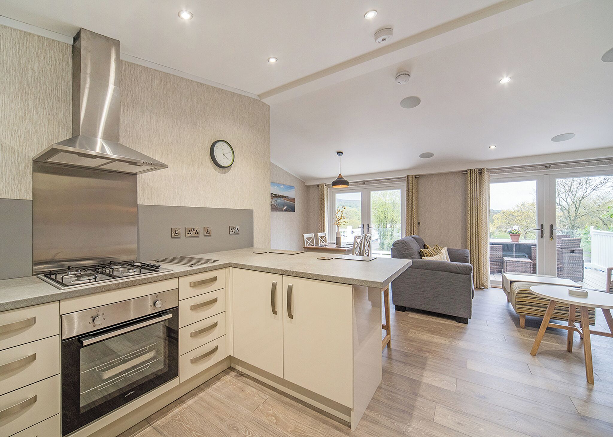 冰箱、烤箱、炉灶、洗碗机