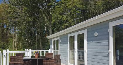 2 bedroom accommodation in Newport, Pembrokeshire