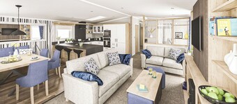 Luxury 2 bed Hot Tub Lodge (Pet)