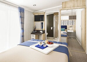 2 bedrooms