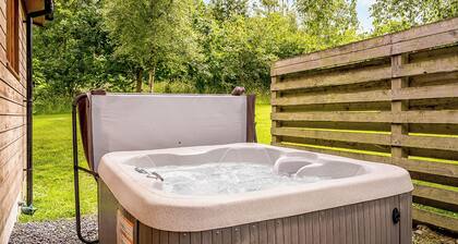 Deluxe lodge offering the perfect romantic retreat.