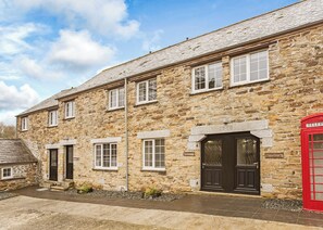 Exterior - 3 bedroom accommodation in Watergate, Looe (Watergate, Looe)