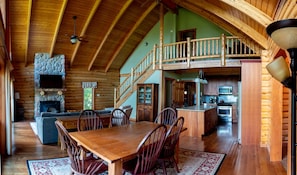 Dining - 4 Bdrm Home w/Hot Tub + Mtn. Views @Hotel Vienna (Windham)