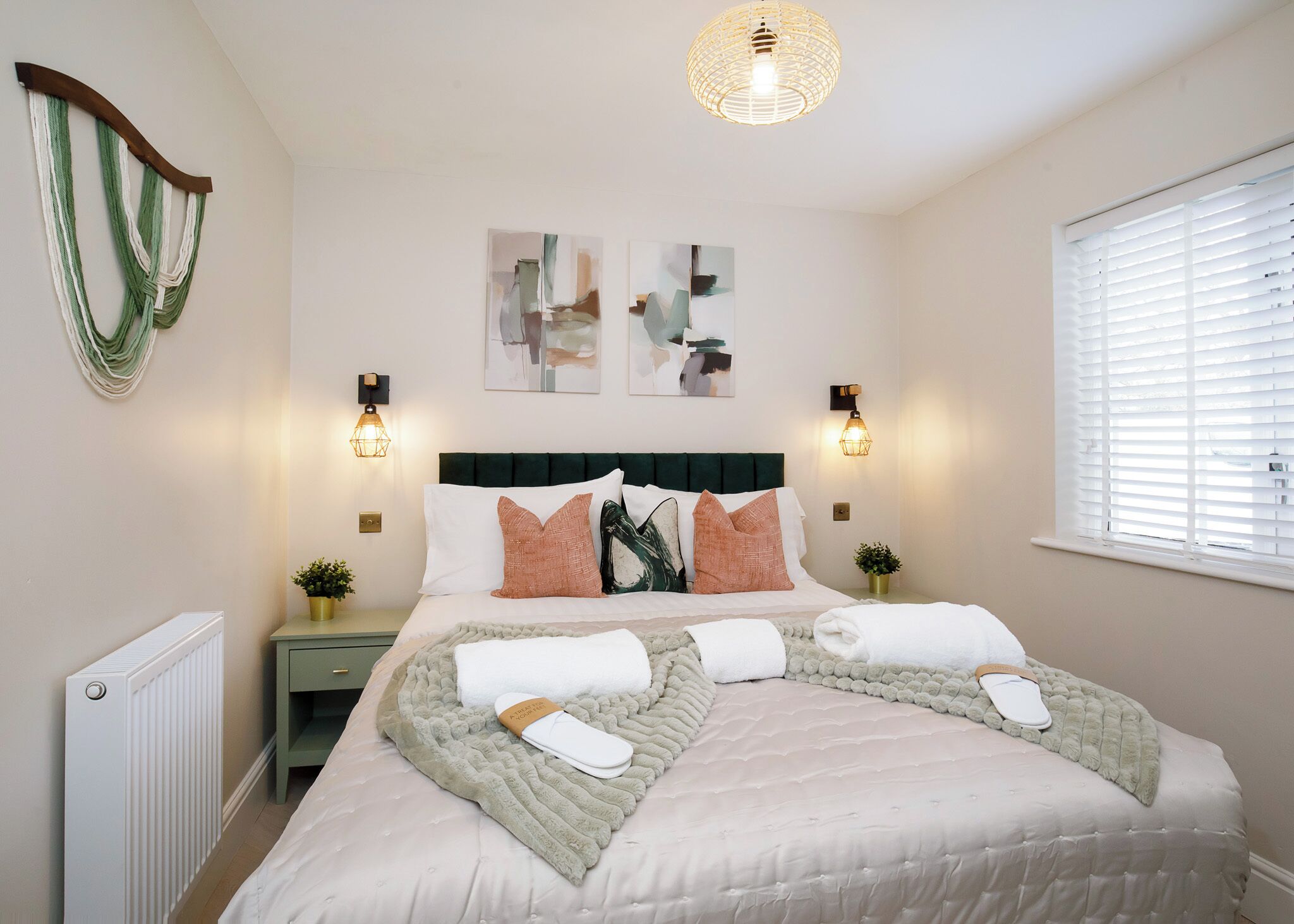 2 bedrooms