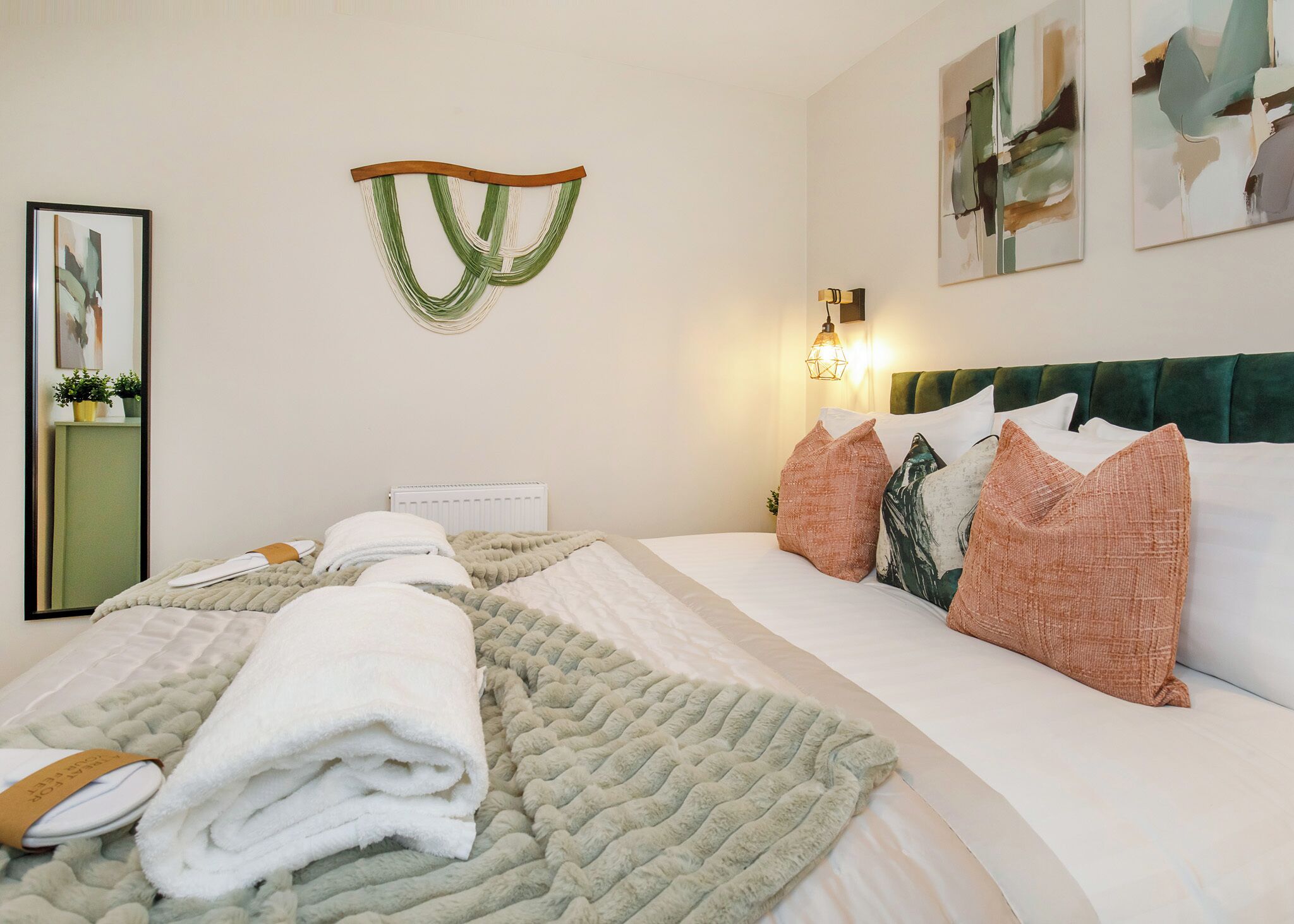 2 bedrooms