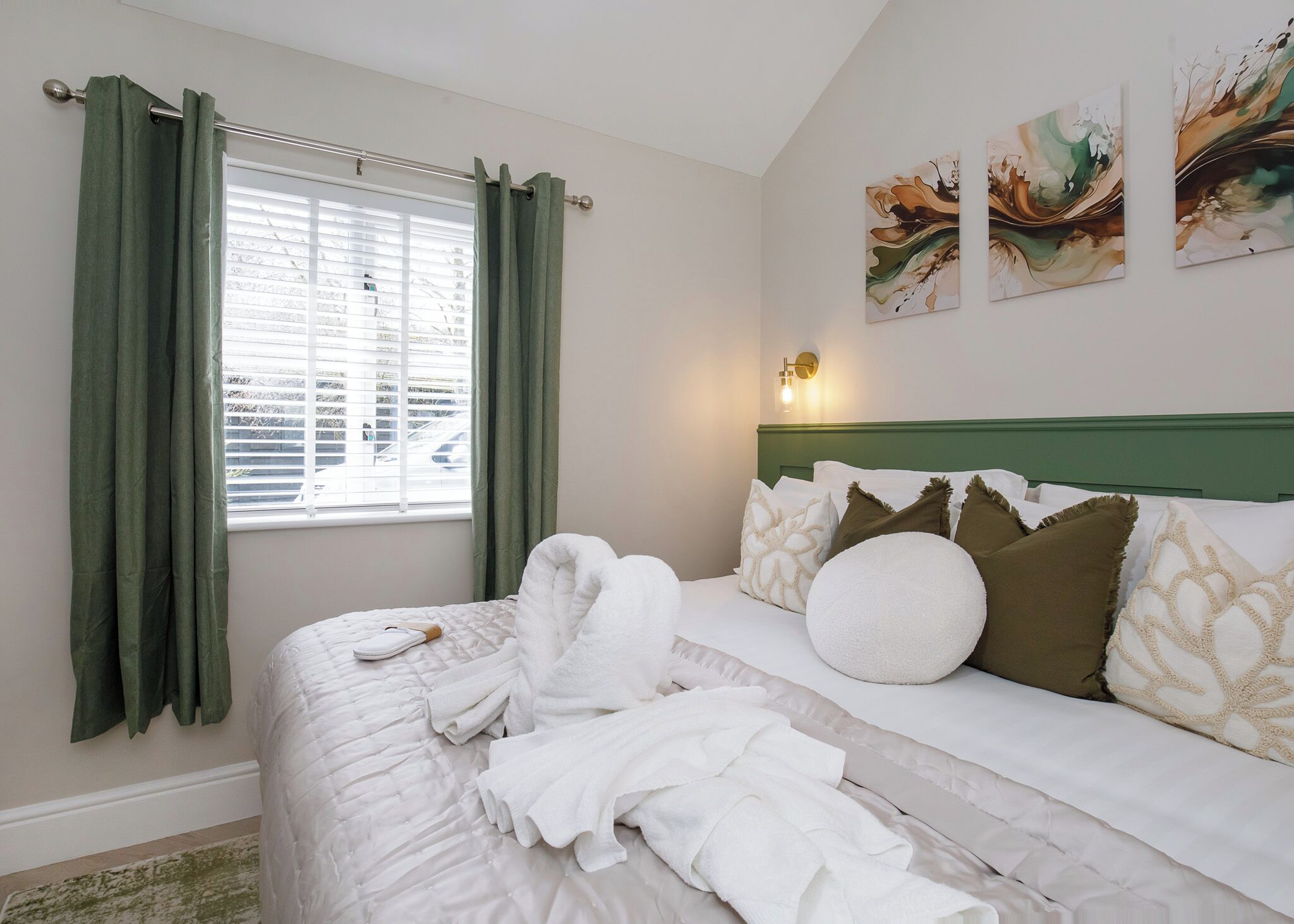 2 bedrooms