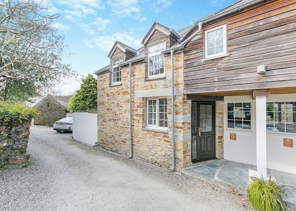 Exterior - 3 bedroom accommodation in Watergate, Looe (Watergate, Looe)