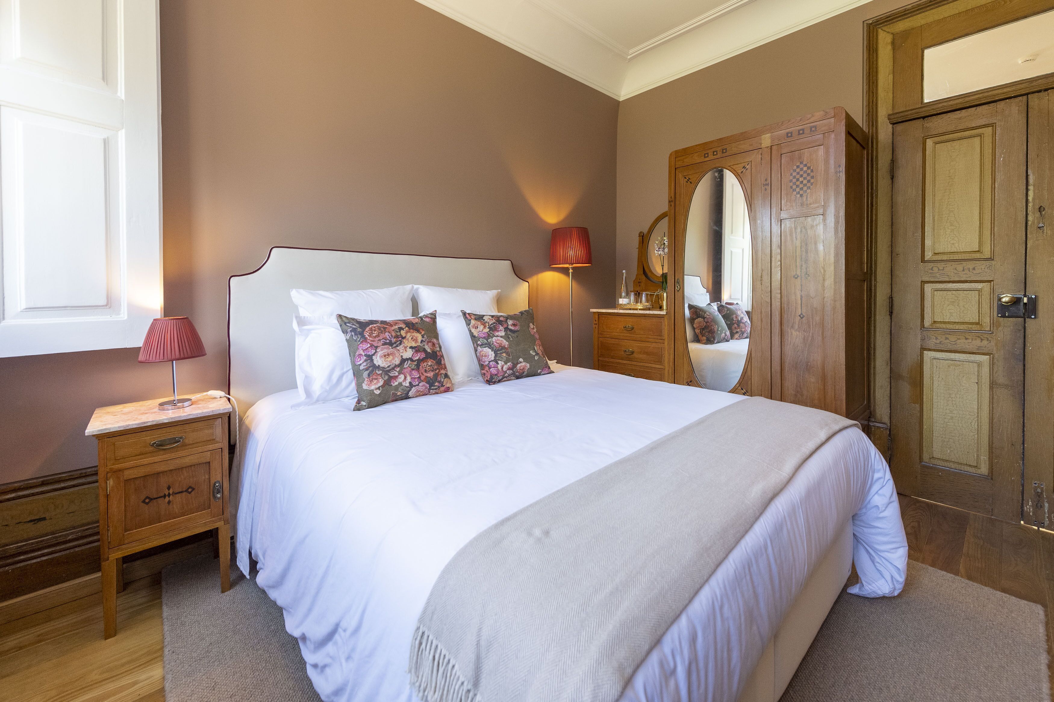 Roupas de cama premium, edredons de pluma, individualmente decorados