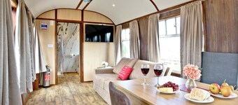 Brunel Boutique Railway Carriage 4