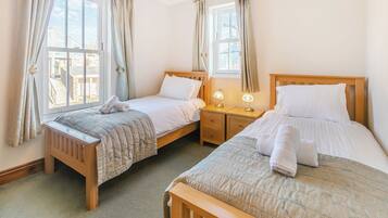 2 bedrooms, free WiFi