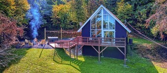 Whispering Hillside -Coffee Bar, Hot Tub Fire Pit