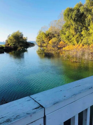 Walk to Elk Rapids.Close to Traverse & Charlevoix