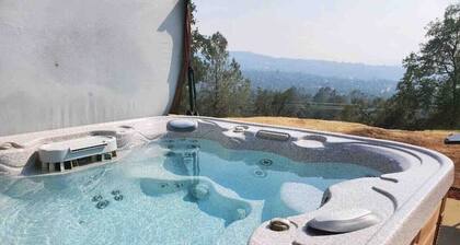 Dog Friendly - Hot Tub - Elements Suite
