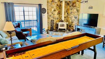 TV, fireplace, DVD player, offices