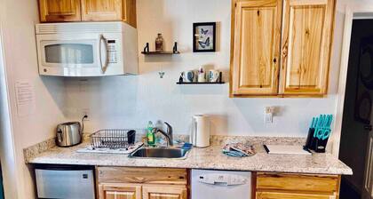 Butterfly Suite/Hot Tub/BBQ/Private