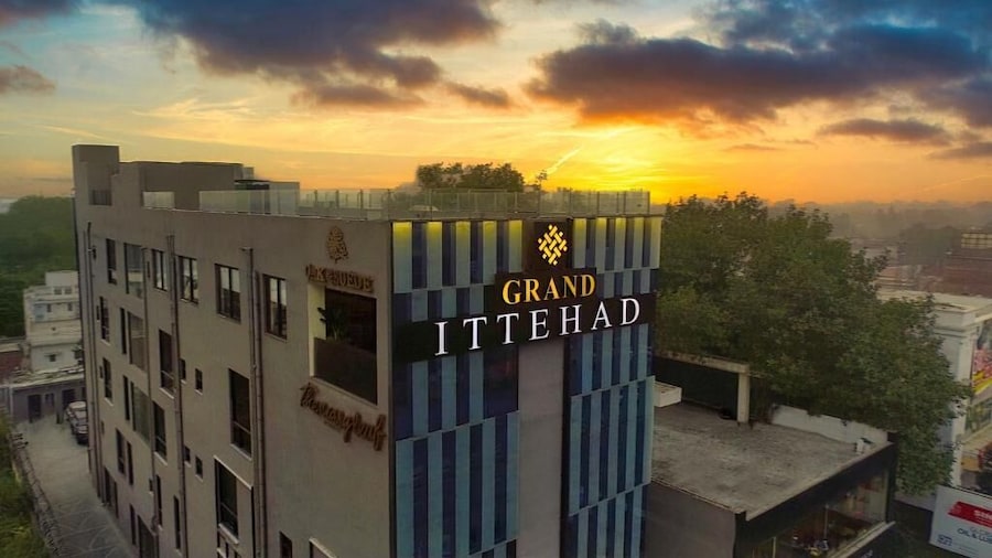 Grand Ittehad Boutique Hotel