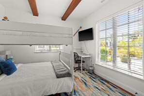 4 chambres, bureau, fer et planche Ă repasser, Wi-Fi gratuit
