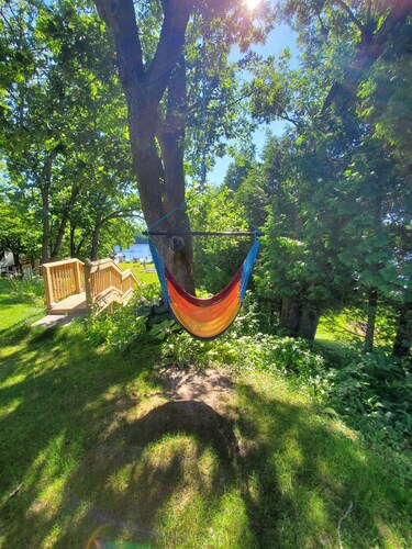 3-bedroom lake cottage in the Kettle Moraine State Forest