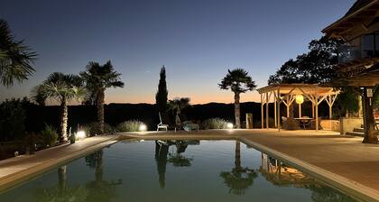 Stunning Gascon farmhouse in totally private setting