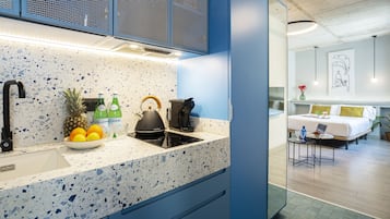 Standard Apartment, 1 Double Bed with Sofa bed | Private kitchen | Fridge, microwave, electric kettle, toaster