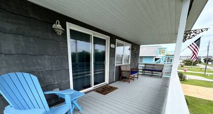 Cozy 3 Bedroom Cottage in Nags Head -- Extra Apt with BR + BA Available