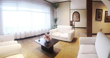 Casa KARMEL. a solo 800 metros del Centro de Convenciones Gran Karmel