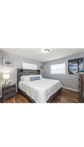 3 chambres, fer et planche à repasser, Wi-Fi gratuit, draps fournis