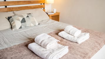 Apartment, 2 Bedrooms | 2 bedrooms, premium bedding, down duvets, pillow-top beds