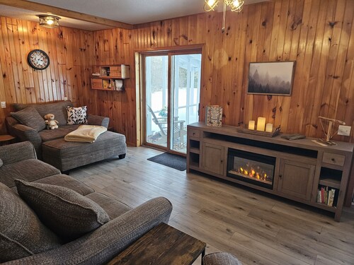 Effie Oasis: Enjoy a peaceful 2-bedroom home on 40 acres.