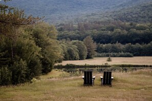 Property grounds - Safari Tent Site 9 | 1 Queen Bed & 1 Bunk Bed | Pond View (North Woodstock)