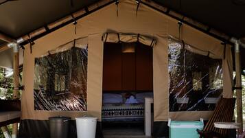 1 chambre, literie fournie
