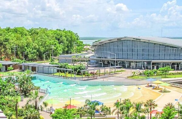 Pool - Zen Seabreeze: Workdesk ~ Balcony Dining ~ Seaview (Darwin City)