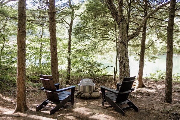 Property grounds - Safari Tent Site 5 | 1 King Bed | Pond View (North Woodstock)