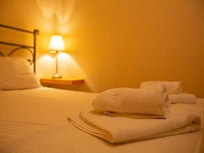 2 quartos, Wi-Fi de cortesia, roupa de cama