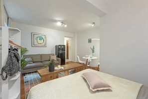 1 Schlafzimmer, Bügeleisen/Bügelbrett, kostenloses WLAN