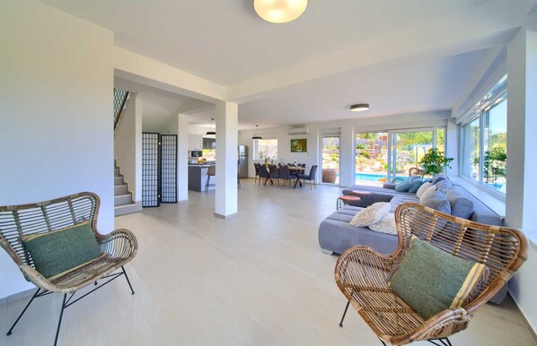 Living area - Villa BELLA VISTA with sea view (Dobrinj)