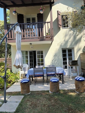 Outdoor dining - Villa in Landes on the beautiful Moliets & Mâa golf course (Moliets-et-Maa)