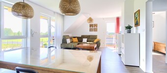 Beautiful vacation apartment. Top floor near the beach & quiet location to relax