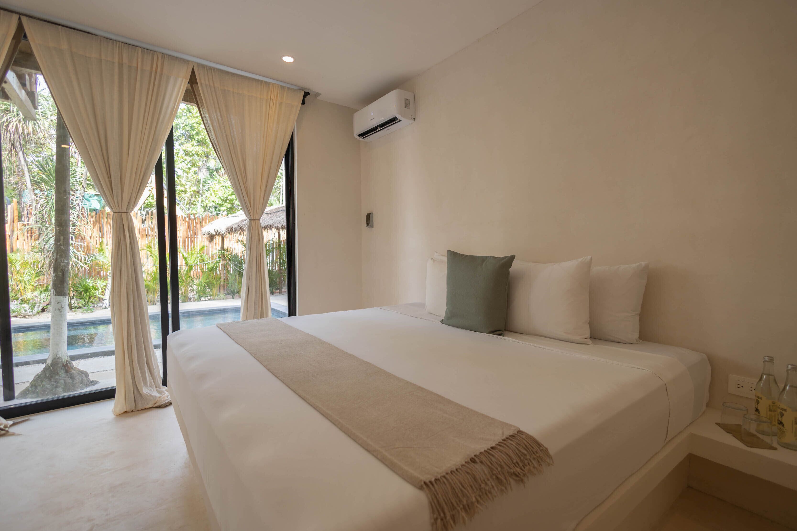 Room, Pool View | Minibar, in-room safe, free WiFi, bed sheets