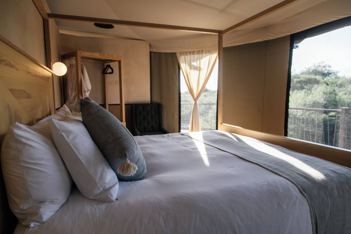 Murmansk Room | Premium bedding, Select Comfort beds, minibar, in-room safe