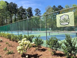 Sports court - Charming Bungalow 5 miles to Augusta National (Augusta)