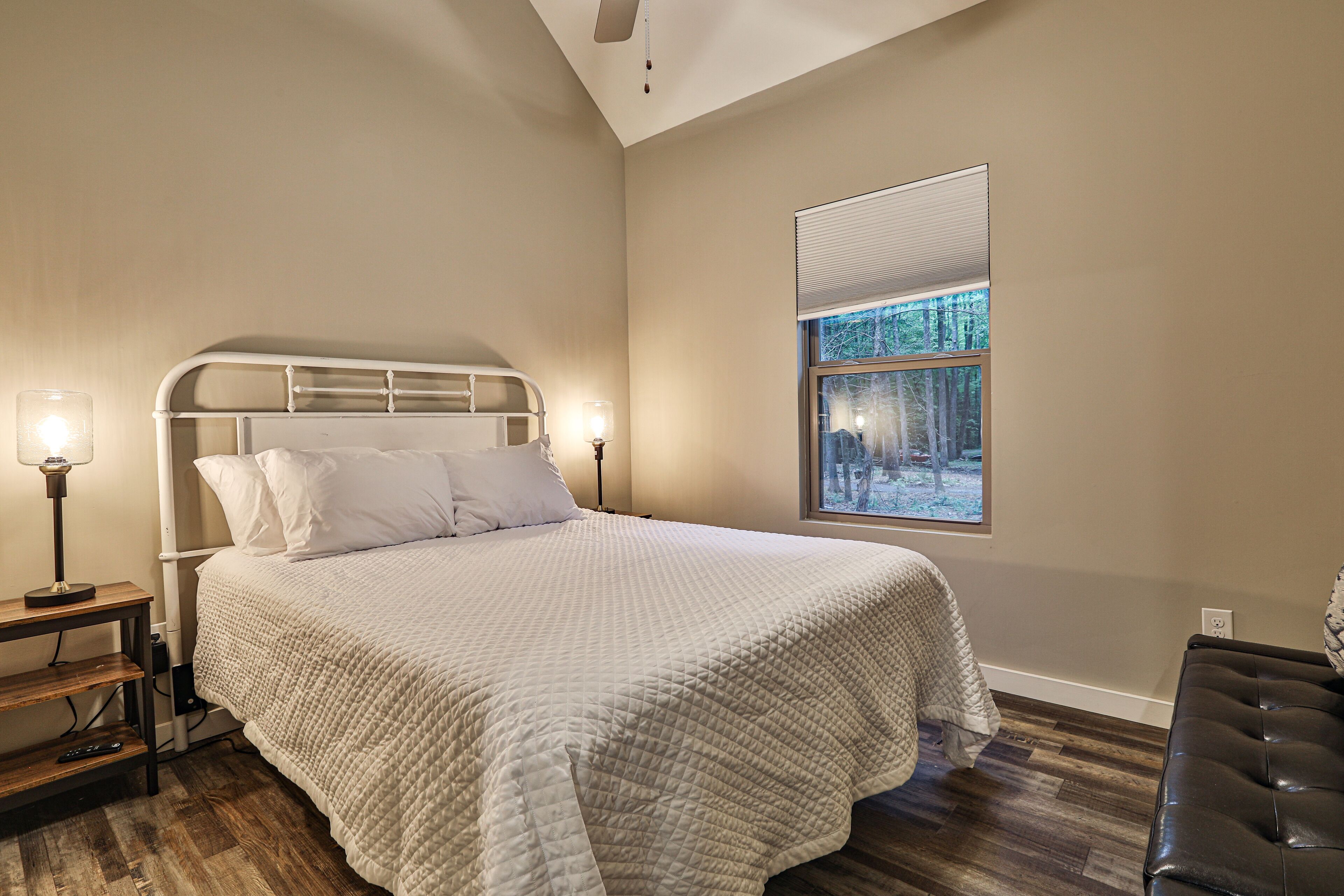 ดีลักซ์วิลล่า, 2 ห้องนอน, ห้องครัวขนาดเล็ก, ติดภูเขา | 2 ห้องนอน, ห้องพักตกแต่งอย่างมีเอกลักษณ์, ตกแต่งพิเศษโดยเฉพาะ