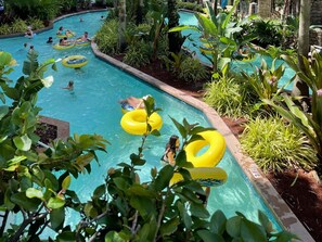 Innenpool, Außenpool