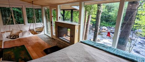 1 bedroom, desk, free WiFi, bed sheets