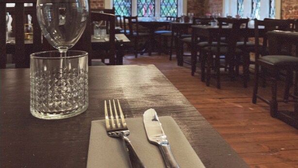 Restaurant - Fitzwalter Arms (Canterbury)