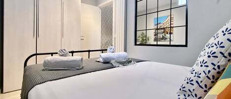 1 camera, accesso a Internet, lenzuola