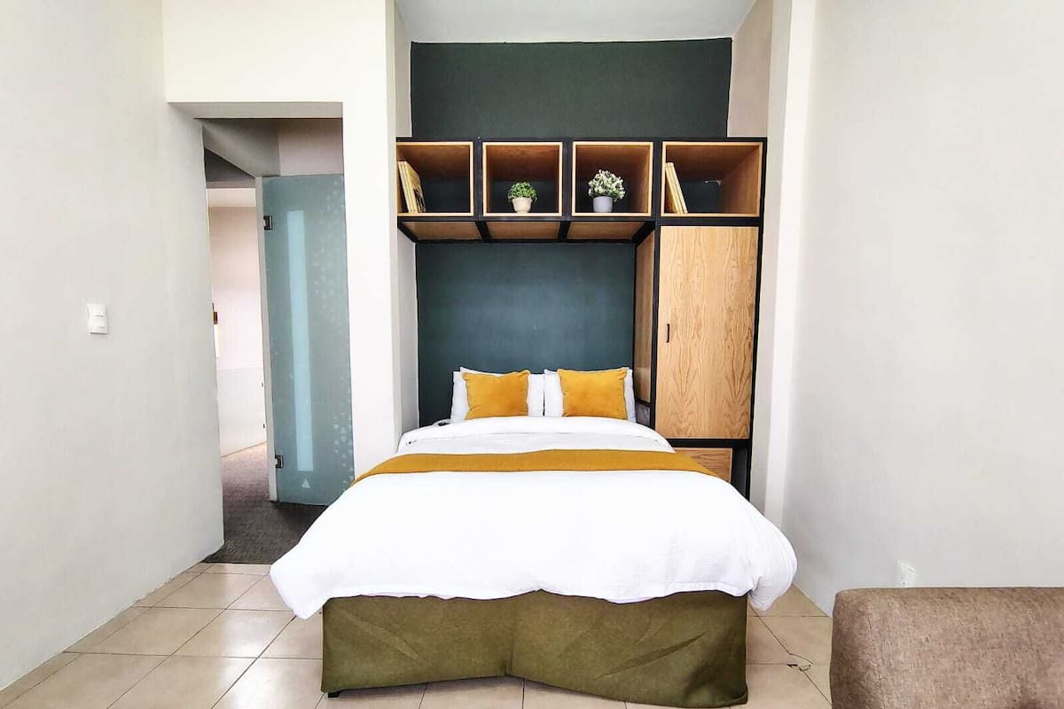 Standardzimmer, 1 Doppelbett (Ensenada) | Kostenloses WLAN, Bettwäsche