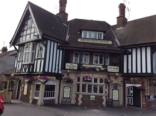 Tidy rooms above period local pub