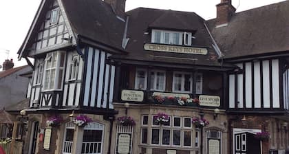 Tidy rooms above period local pub